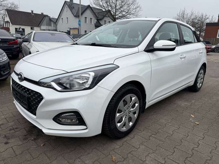 Hyundai i20 98.000 km 7.499 € Bielefeld 33659