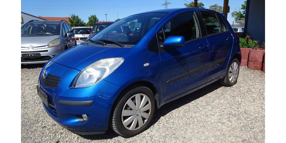 Toyota Yaris 150.138 km 2.200 &euro; Dresden 01219