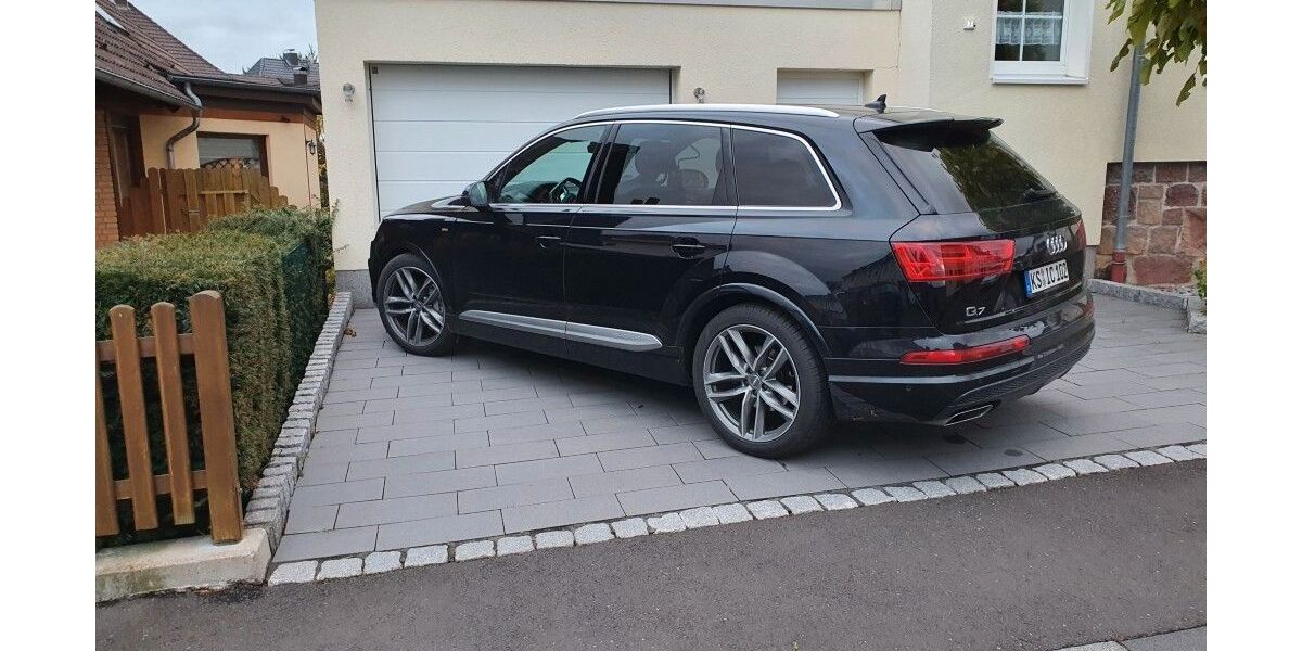 Audi Q7 144.000 km 33.200 &euro; Kassel 34123