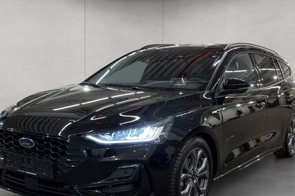 Ford Focus 17.981 km 22.550 &euro; Hanau 63452