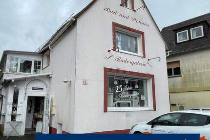 Hirzenhain: Vielfältig nutzbare Immobilie sucht neuen Eigentümer zimmer