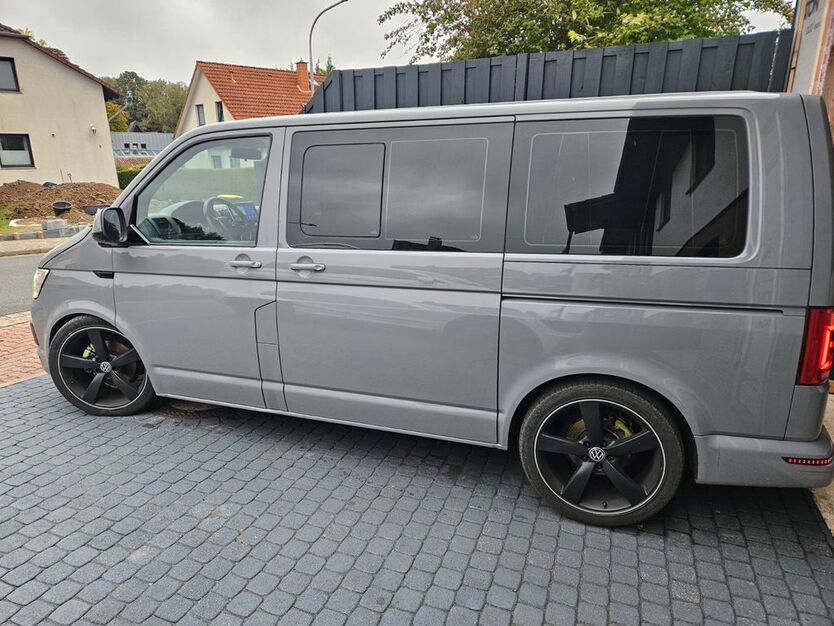 VW T5 Multivan 303.000 km 14.999 € Heeßen 31707