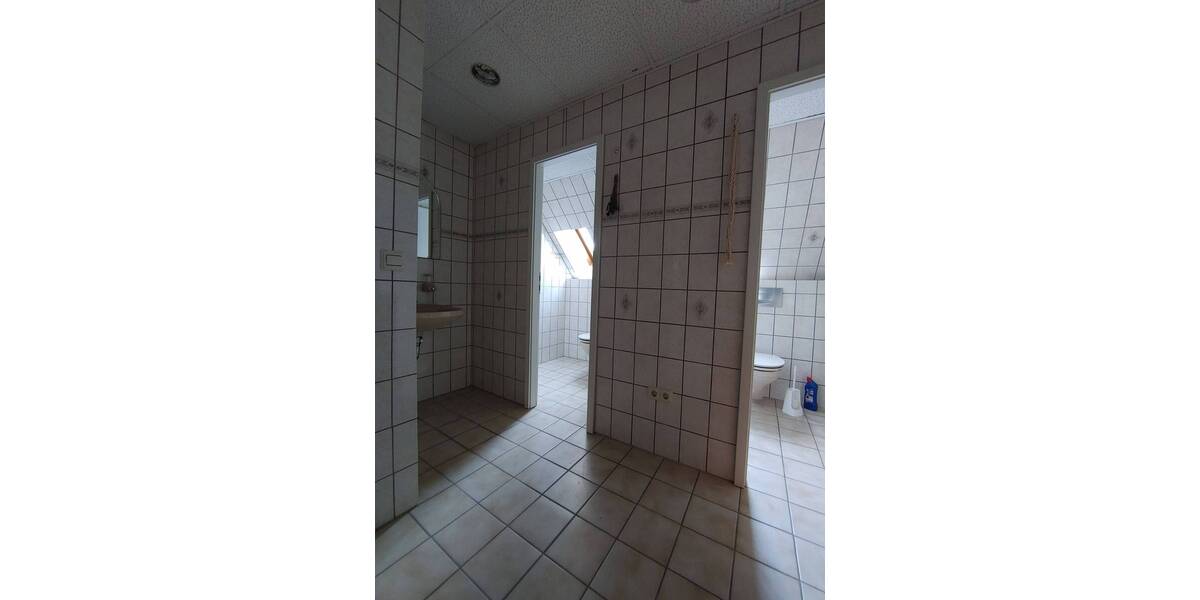 Gewerbeobjekt Döbeln - 3 Zimmer, 116 m&sup2;, 464&euro; | Angebot:25692069