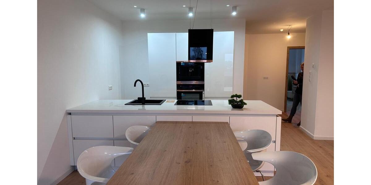 Etagenwohnung Waidhaus - 4 Zimmer, 104 m&sup2;, 1.540&euro; | Angebot:25159575