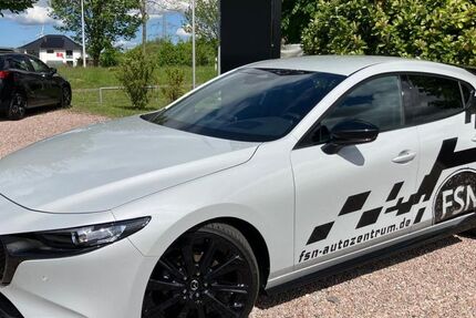 Mazda 3 4.409 km 28.650 &euro; Rostock-Roggentin 18184