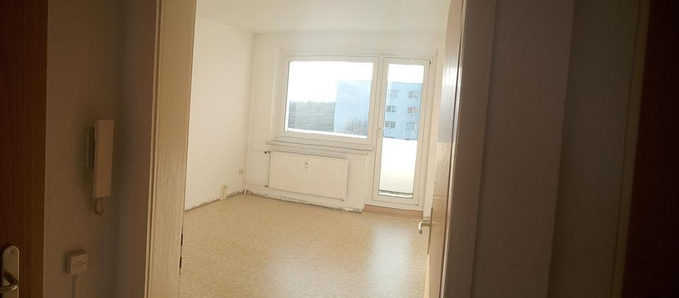 [ID 142] Helle 2-RaumWohnung, gute Infrastruktur, frei ab Oktober
