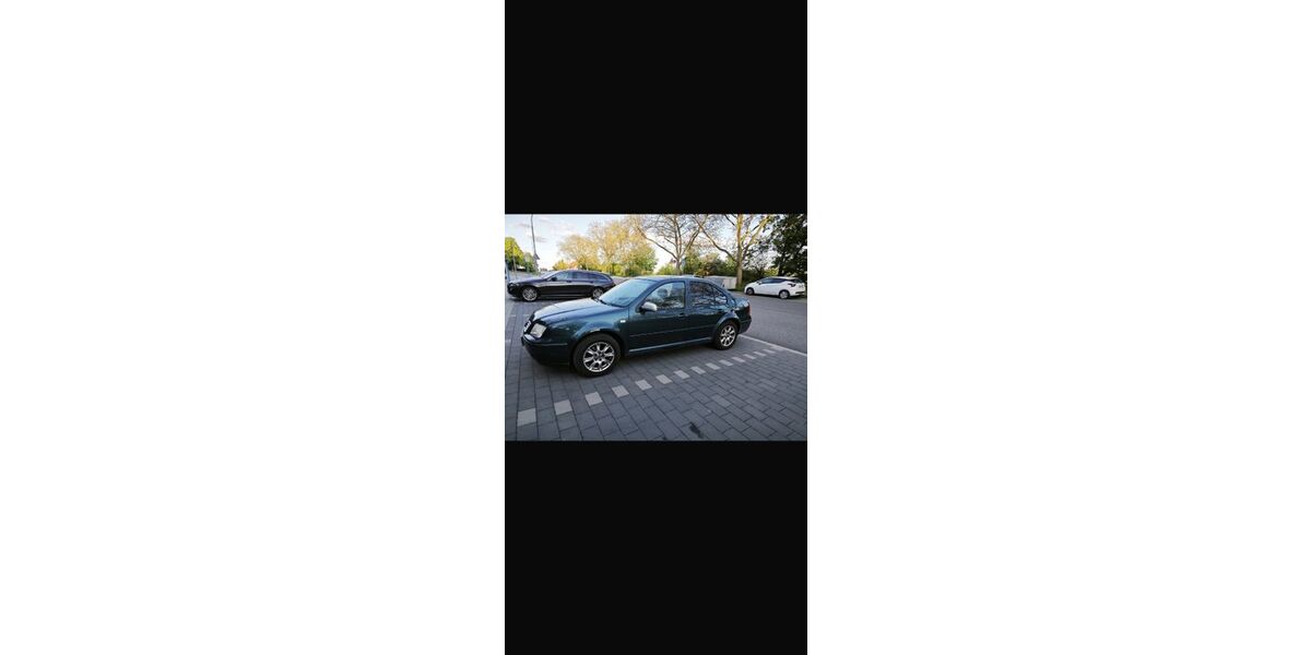 VW Bora 124.309 km 2.999 &euro; Pforzheim 75175