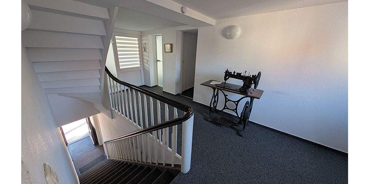 Mehrfamilienhaus, Wohnhaus Dermbach Stadtlengsfeld - 7 Zimmer, 125 m&sup2;, 59.000&euro; | Angebot:24727194