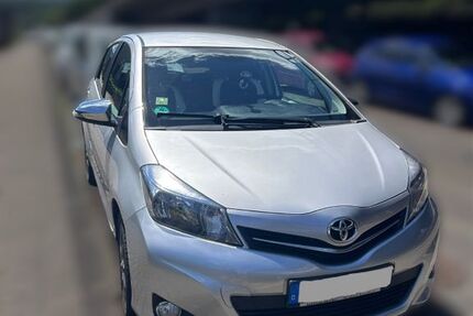 Toyota Yaris 208.000 km 4.800 &euro; Koblenz 56068