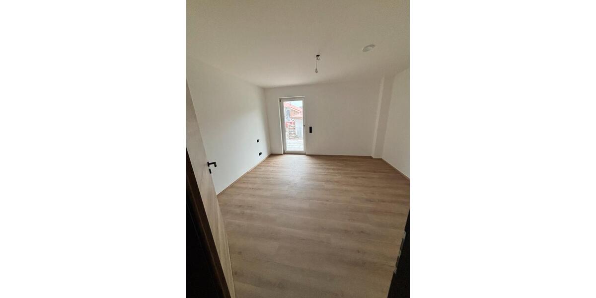 Erdgeschoßwohnung Warngau - 3 Zimmer, 100 m&sup2;, 1.650&euro; | Angebot:26070176
