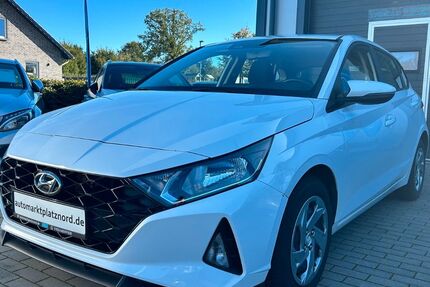 Hyundai i20 47.949 km 14.595 &euro; Bargfeld Stegen 23863