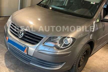 VW Touran 160.000 km 6.490 &euro; Frankfurt 65933
