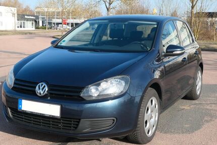 VW Golf 110.000 km 5.900 &euro; Dessau-Roßlau 06842
