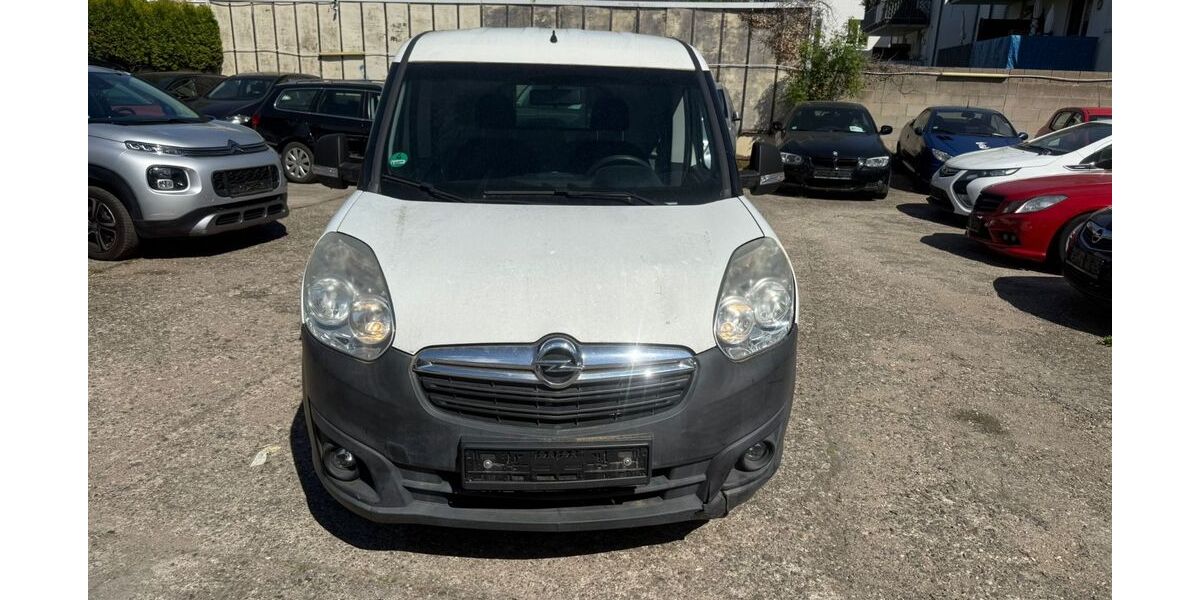Opel Combo 65.000 km 6.400 &euro; Bonn 53123