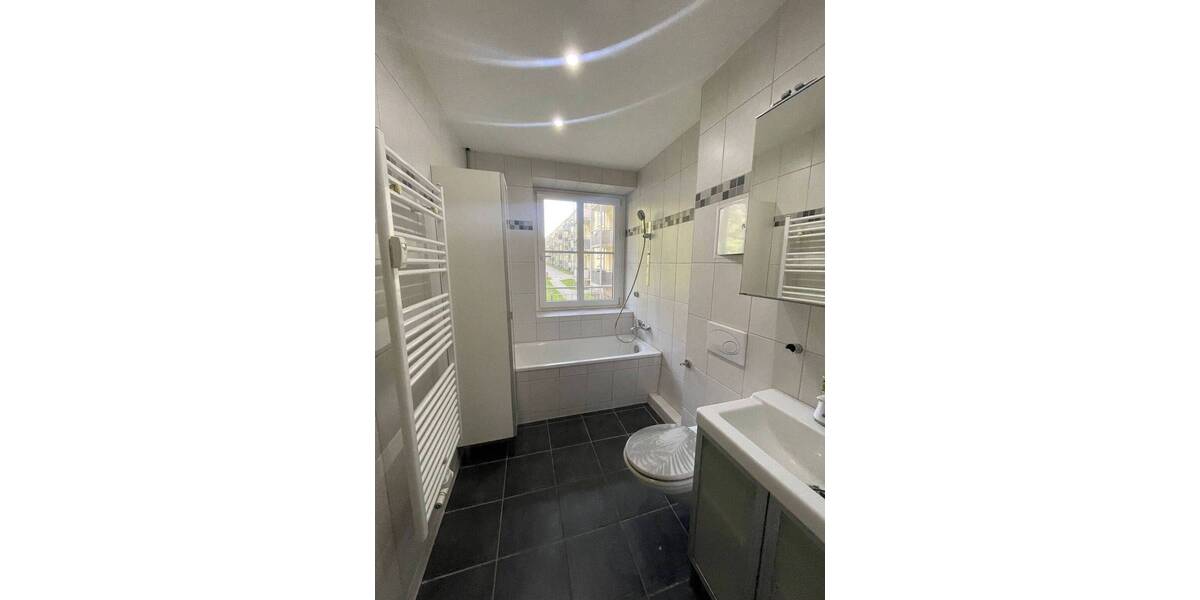 Zimmer Chemnitz Lutherviertel - 3 Zimmer, 63 m&sup2;, 362&euro; | Angebot:25899136