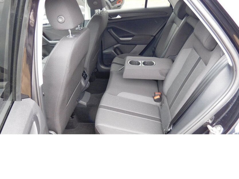 VW T-Roc 1.0 Life TSI BMT Navi Klima Alu 3.100 km 23.990 € Vordorf 38533