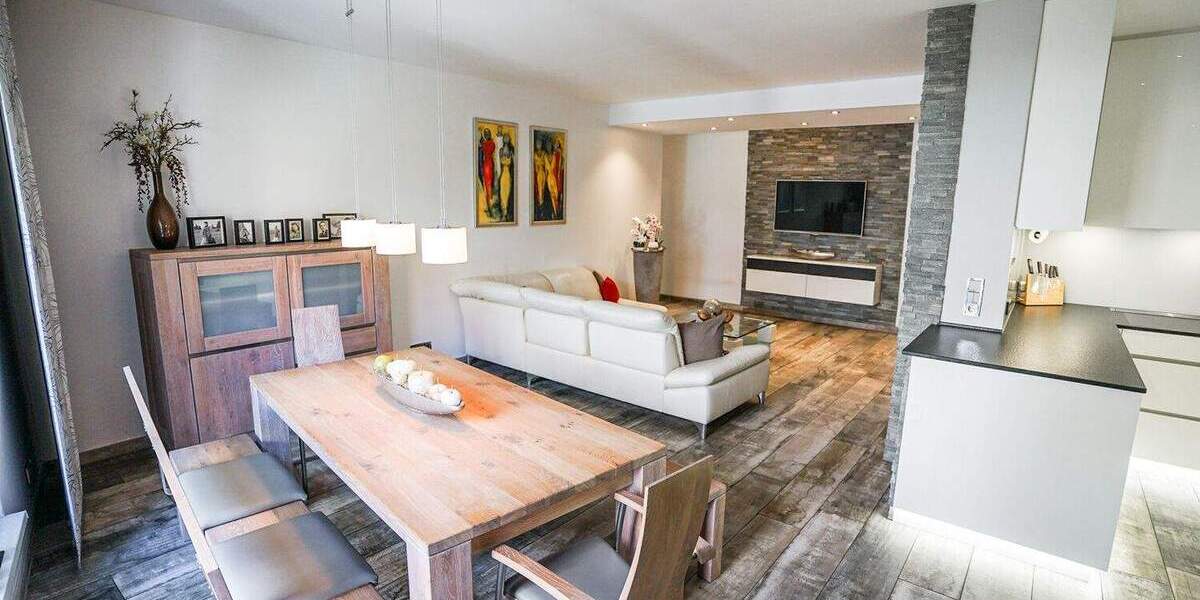 Etagenwohnung Schongau - 3 Zimmer, 102 m&sup2;, 449.000&euro; | Angebot:25738598