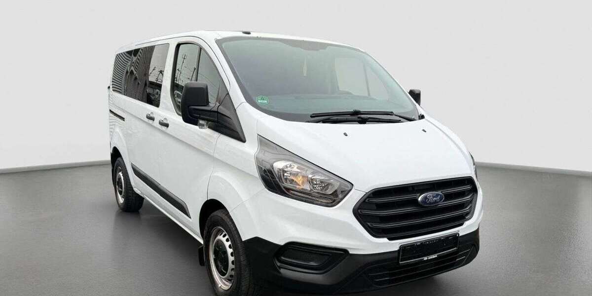 Ford Tourneo Custom 112.000 km 15.999 &euro; Mülheim 45476