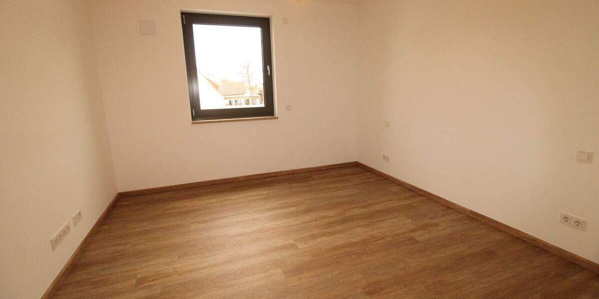 Etagenwohnung Spalt - 2 Zimmer, 75 m&sup2;, 865&euro; | Angebot:25677610
