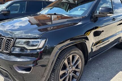 Jeep Grand Cherokee 189.000 km 14.999 &euro; Lenggries 83661