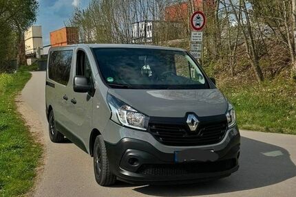 Renault Trafic 130.000 km 18.000 &euro; Freilassing 83395
