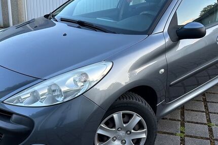 Peugeot 206 185.000 km 1.690 € Essen 45327