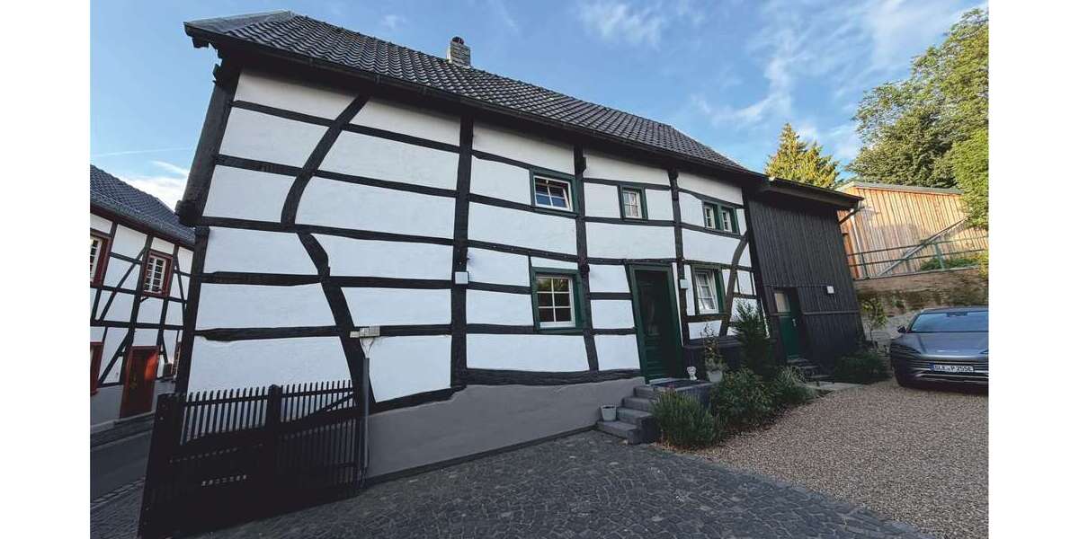 Einfamilienhaus Mechernich-Kommern Kommern - 4 Zimmer, 110 m&sup2;, 1.300&euro; | Angebot:27360343