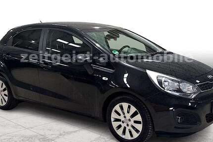 Kia Rio 85.000 km 7.185 &euro; Potsdam 14480