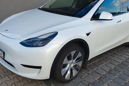 Tesla Model Y 142.500 km 27.390 &euro; Leipzig 04179
