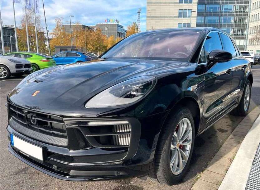 Porsche Macan 17.000 km 86.700 € Siegburg 53721