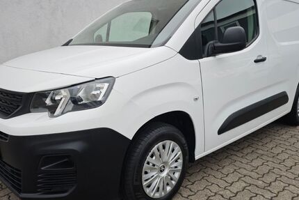 Peugeot Partner 195.600 km 8.490 € Ötigheim 76470