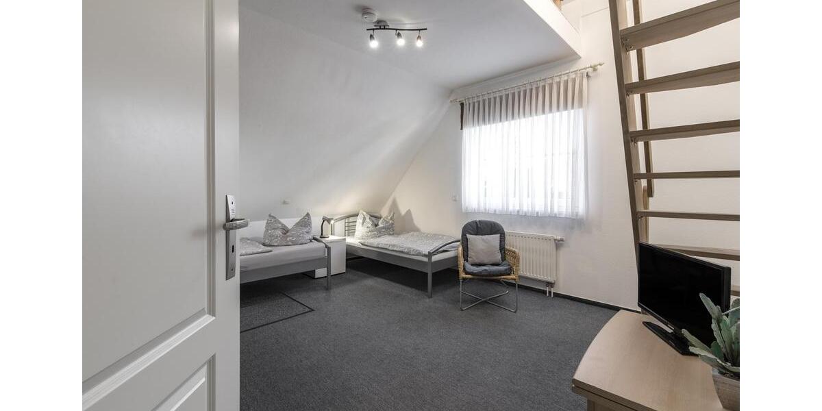 Etagenwohnung Norderstedt - 5 Zimmer, 146 m&sup2;, 1.990&euro; | Angebot:25792572