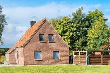 Haus Aurich Georgsfeld und Tannenhausen - 4 Zimmer, 96 m&sup2;, 900&euro; | Angebot:25410106