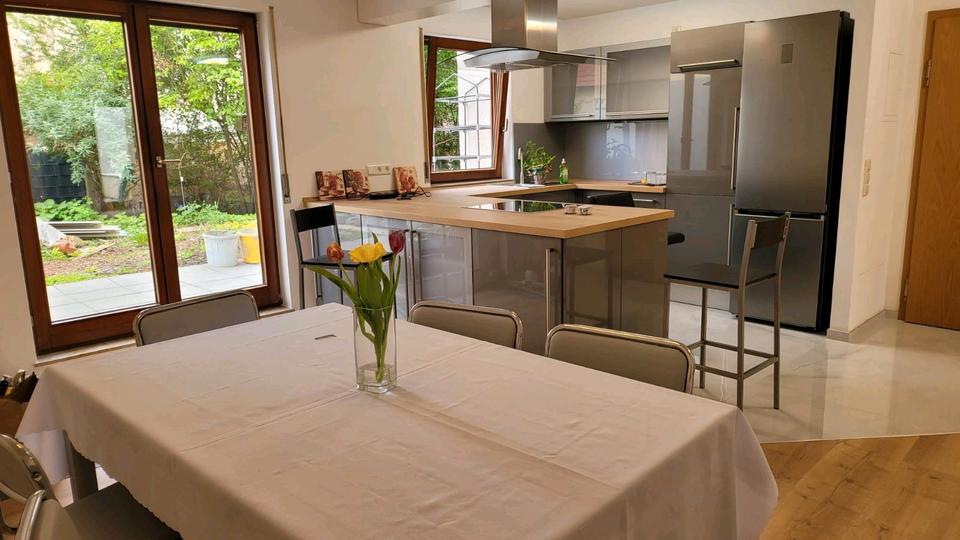 Erdgeschoßwohnung Göppingen - 2.5 Zimmer, 72 m&sup2;, 1.100&euro; | Angebot:26691648