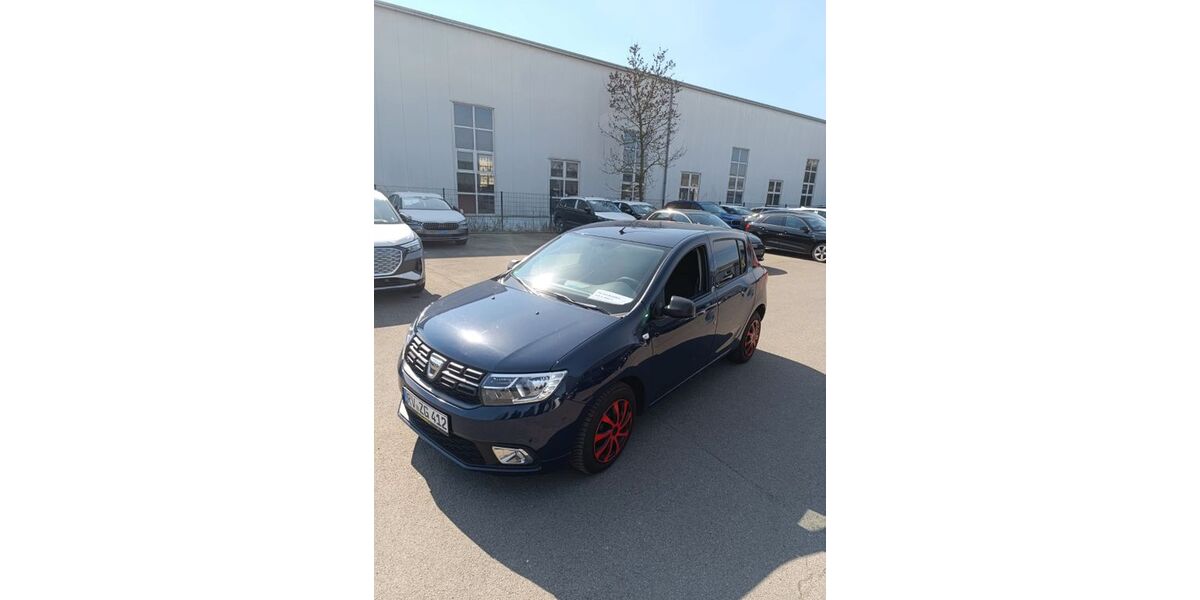 Dacia Sandero 10.400 km 6.500 &euro; RAVENSBURG 88212