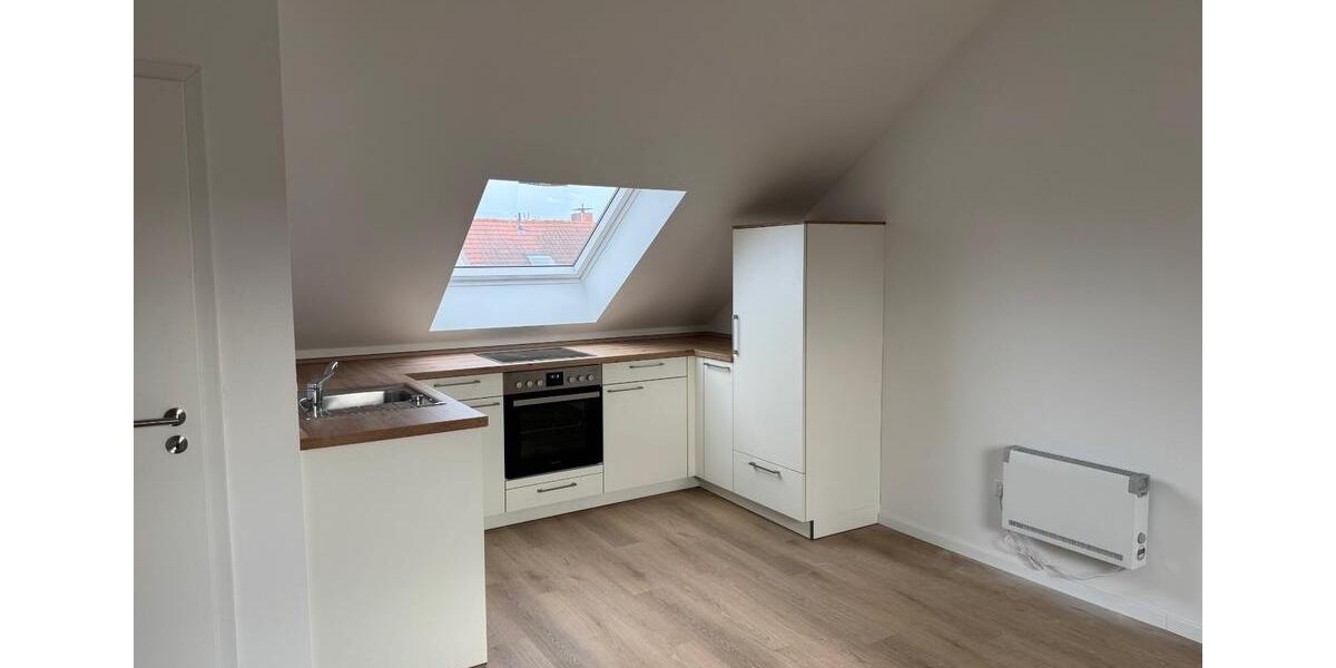 Dachgeschoßwohnung Bielefeld Mitte - 1 Zimmer, 32 m&sup2;, 400&euro; | Angebot:26367876