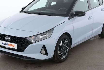 Hyundai i20 90.700 km 12.390 &euro; Hamburg 22529