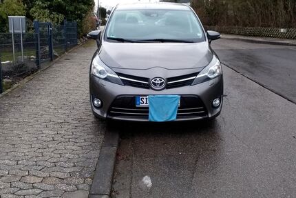 Toyota Verso 35.000 km 17.500 &euro; Boppard 56154