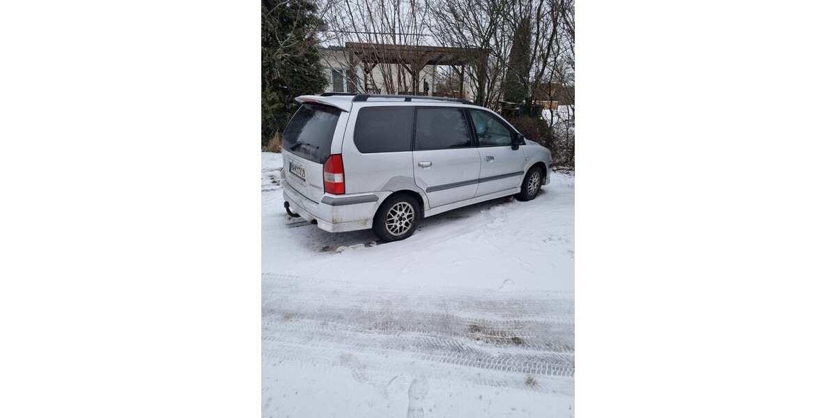 Mitsubishi Space Wagon 214.000 km 1.500 &euro; Veelböken/Frauenmark 