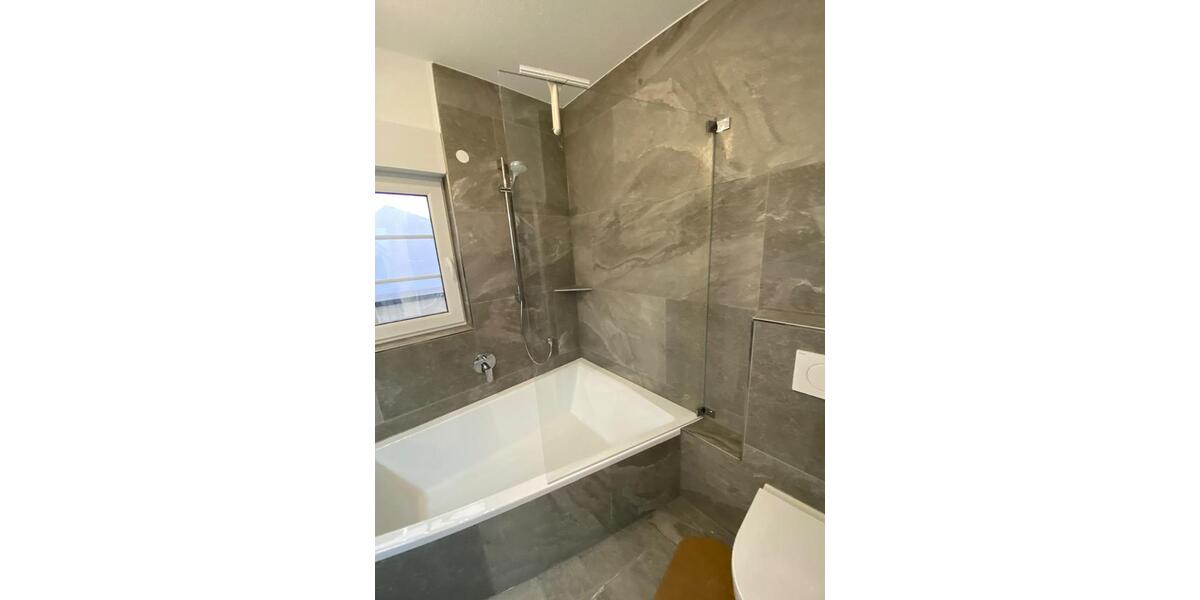 Doppelhaushälfte Welzheim - 4.5 Zimmer, 147 m&sup2;, 1.700&euro; | Angebot:26147152