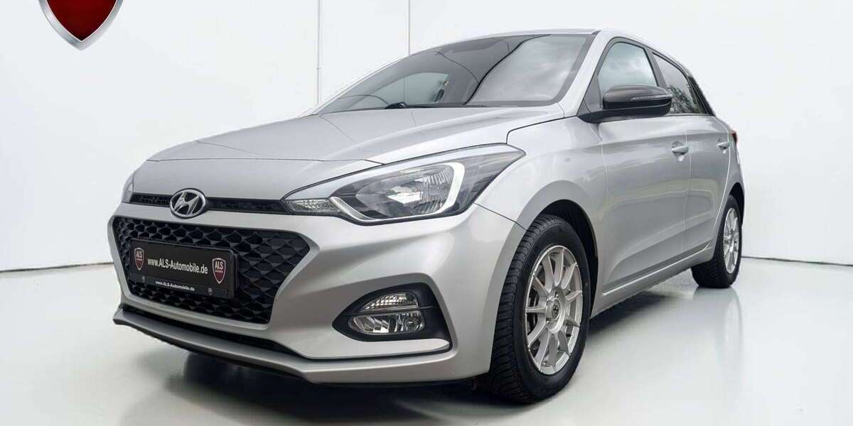 Hyundai i20 25.000 km 14.599 &euro; Immenhausen bei Kassel 34376