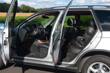 BMW X5 221.000 km 8.499 &euro; Schneverdingen 29640