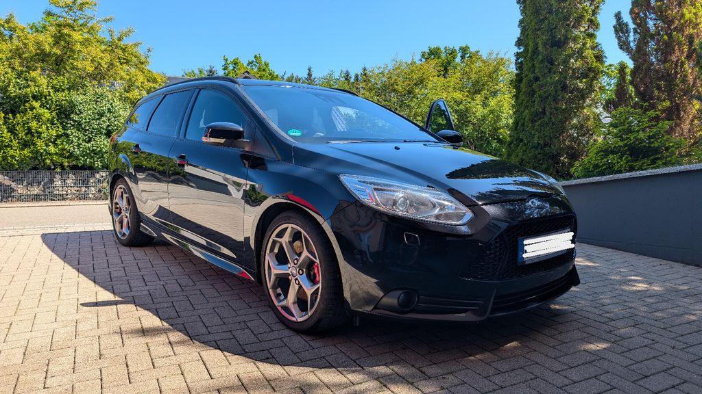 Ford Focus 225.000 km 7.600 &euro; Wildberg 72218