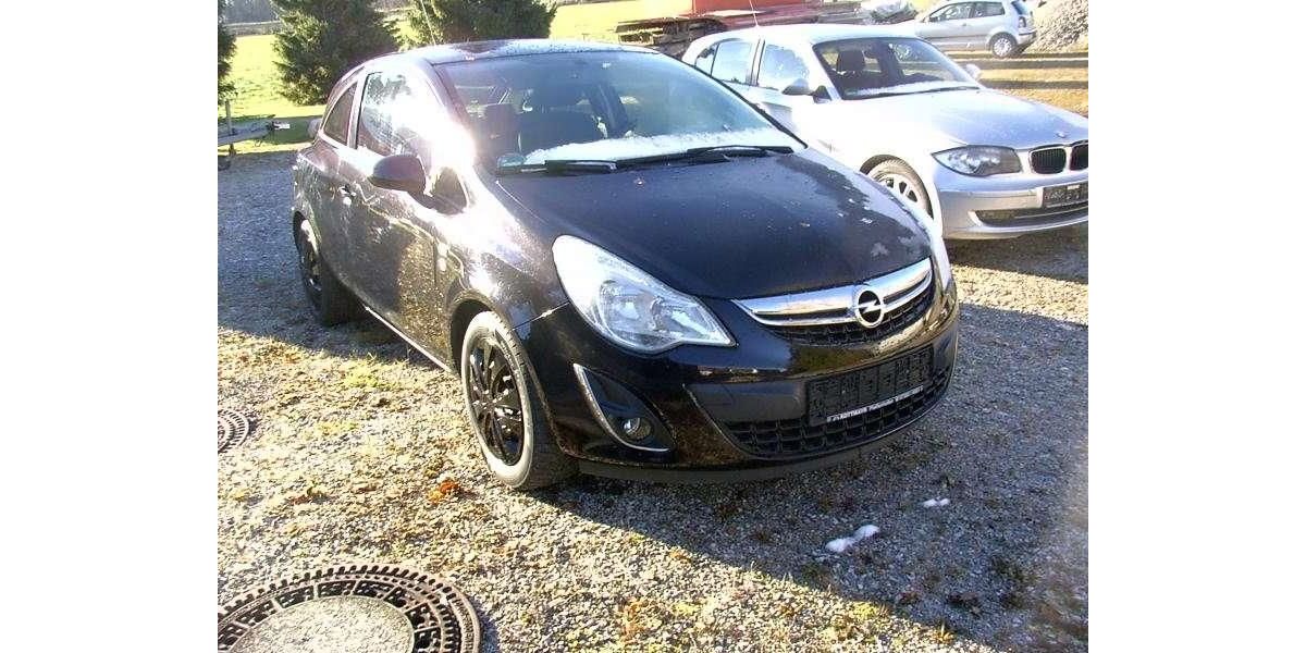Opel Corsa 113.500 km 3.690 &euro; Egling 86492
