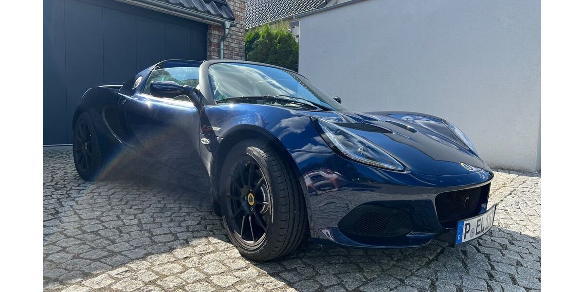 Lotus Elise 5.361 km 63.955 &euro; Zeesen 15711