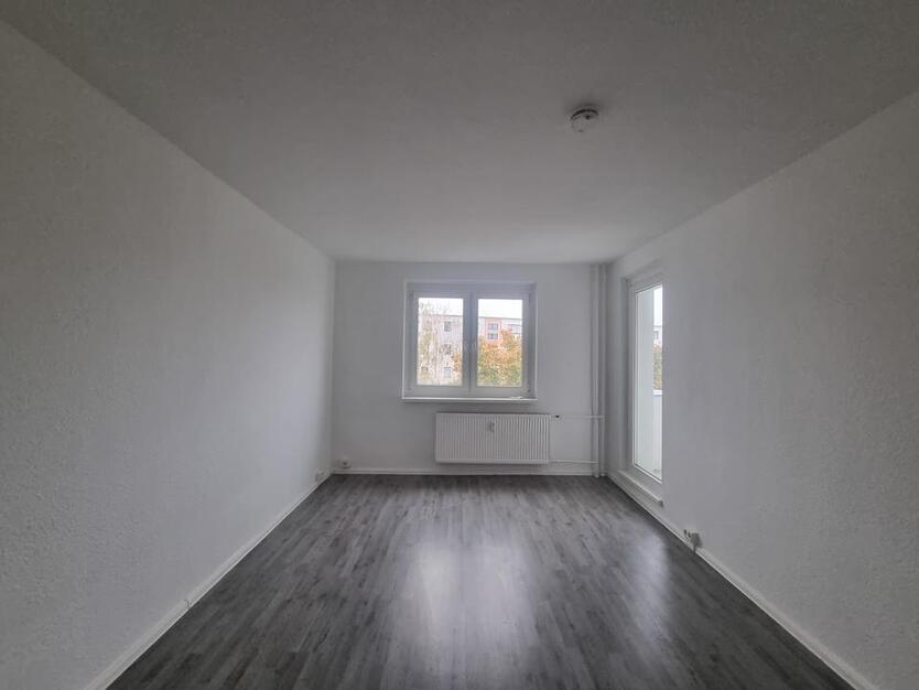 Familienwohnung in zentraler Lage! + 2 NKM sparen* zimmer