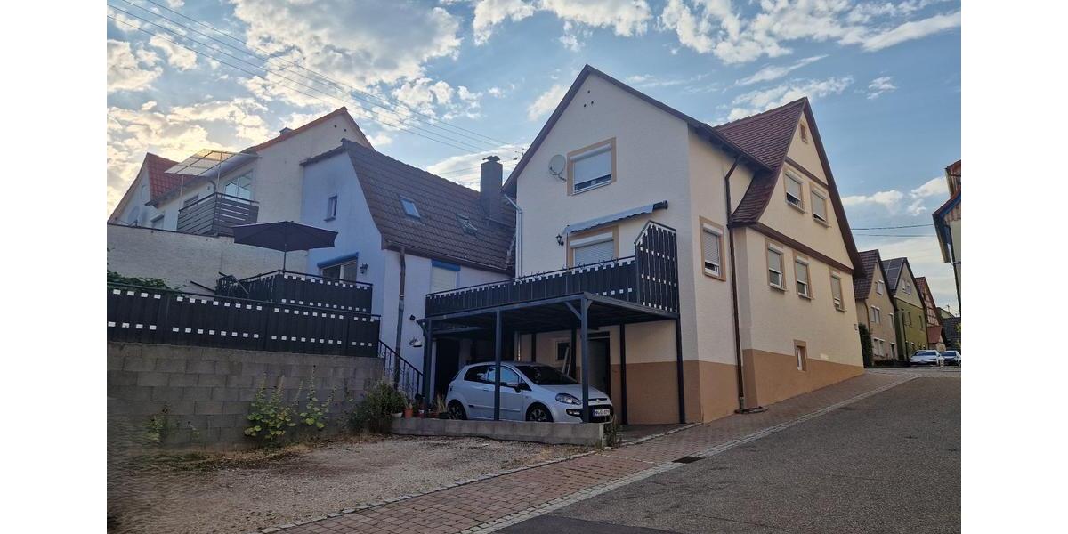 Doppelhaushälfte Brackenheim - 4 Zimmer, 148 m&sup2;, 330.000&euro; | Angebot:27110629