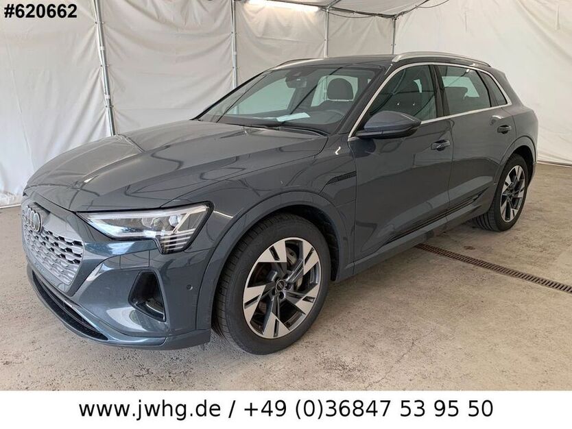 Q8 e-tron