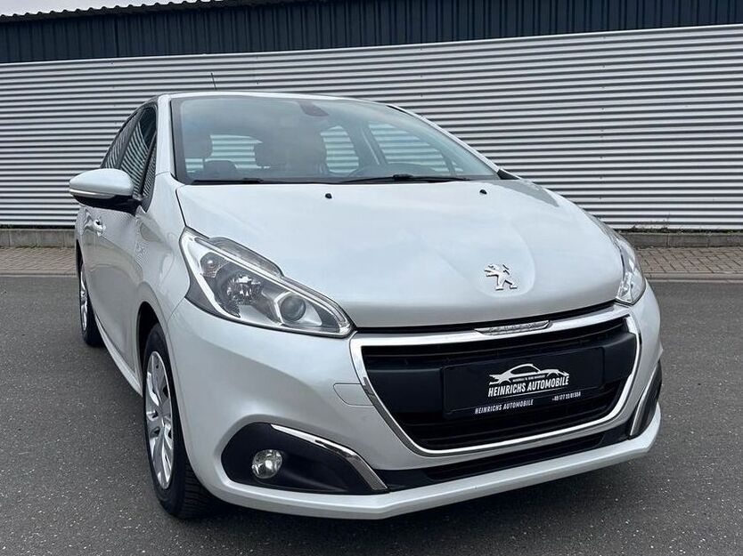 Peugeot 208 166.150 km 5.499 € Niederzier 52382