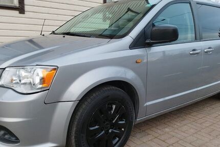 Dodge Grand Caravan 118.998 km 13.650 &euro; Bad Saulgau 88348